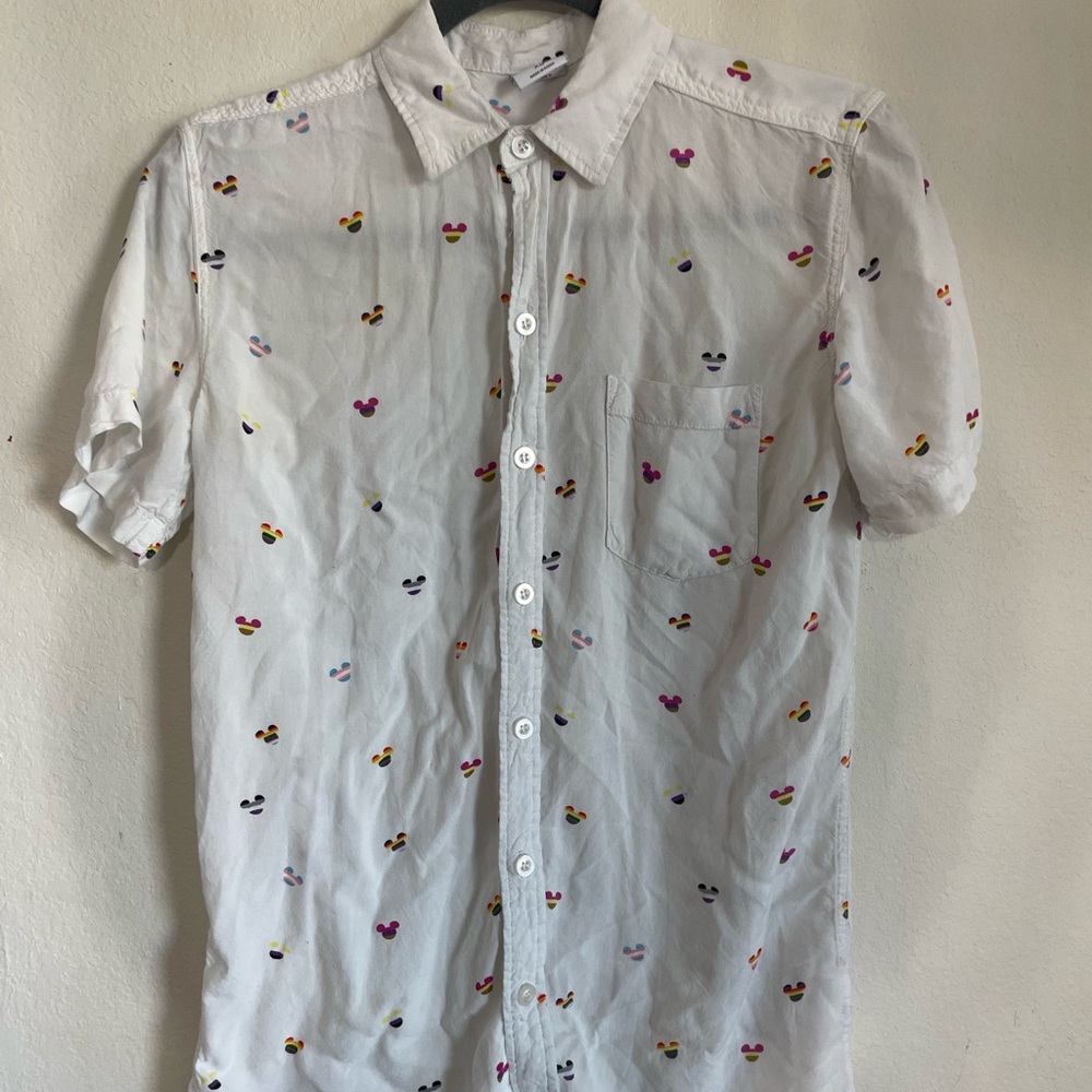 Disney Men's White Shirt with Colorful Heart Pattern